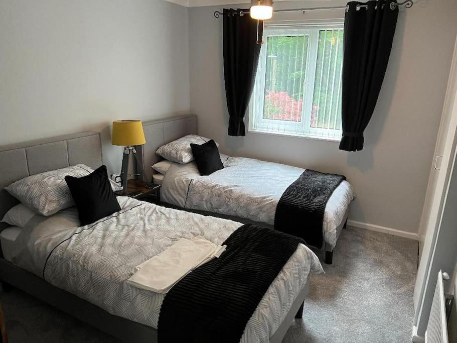 Well Presented 2 Bedroom House Village Holiday Let Strensall Экстерьер фото
