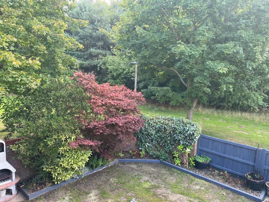 Well Presented 2 Bedroom House Village Holiday Let Strensall Экстерьер фото